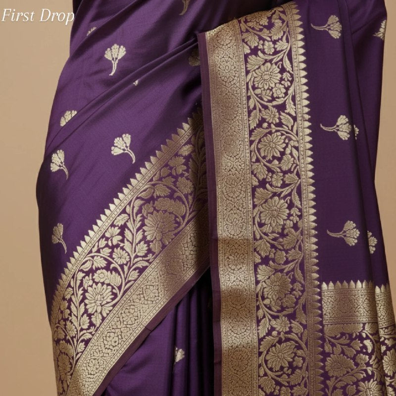 Kota Doria Saree – Golden Lattice